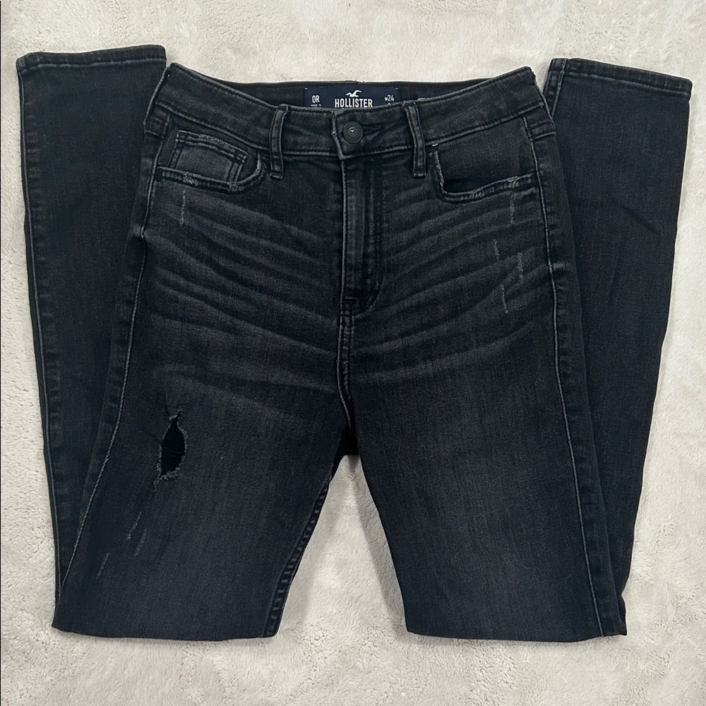 Hollister Distressed Super Skinny High Rise
